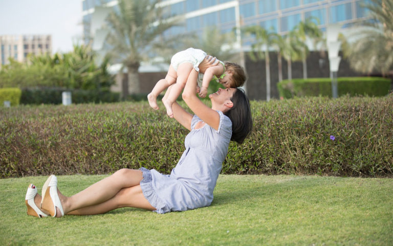 MetLife equipara las licencias y beneficios para madres