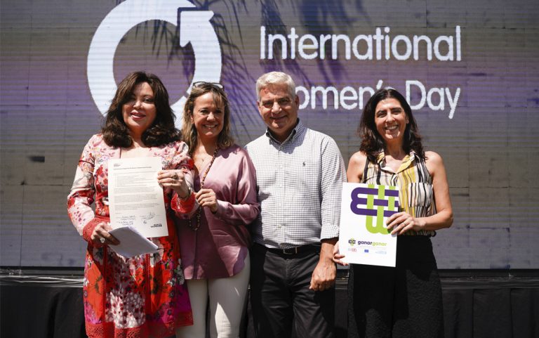 Arcos Dorados firmó junto a ONU Mujeres un acuerdo por el empoderamiento de la mujer