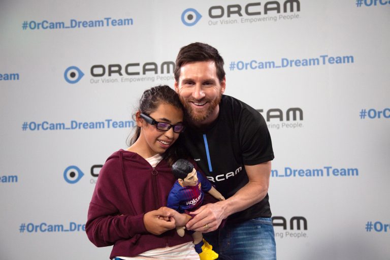 Messi: embajador de OrCam para promover la tecnología para personas ciegas o con discapacidad visual